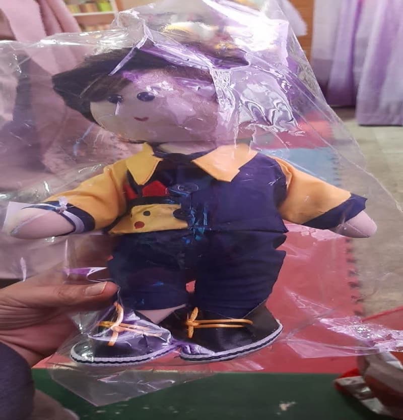 هدیه ی عید نوروز عروسک روسی مشابه نو آموزان عزیز با لباس فرم